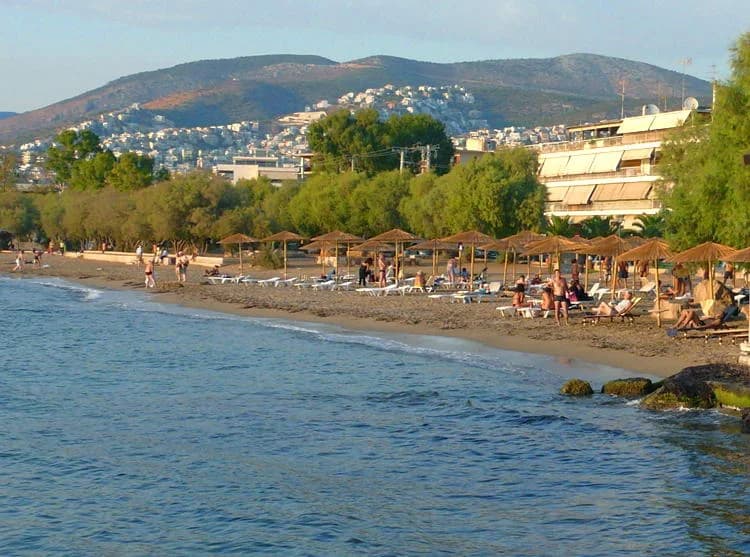 Mikro Kavouri